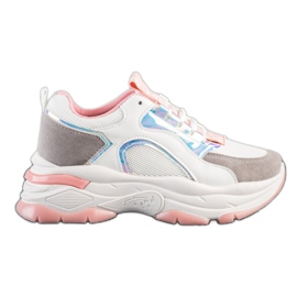 Cipők a FASHION platformon sokszínű