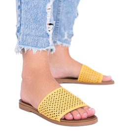 Sárga áttört női Ballera papucs