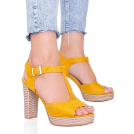 Mustár szandál Fily posztján sárga Mustár szandál Fily posztján sárga