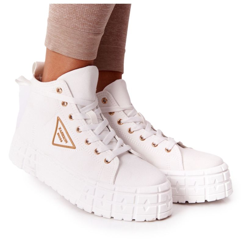 Női magas cipők Manhattan fehér platformján