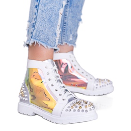 Fehér és ezüst átlátszó csizma Lea csapokkal