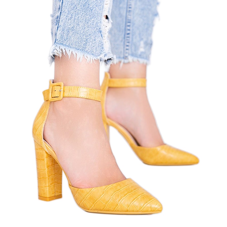 Mustárpumpa a Glamour krokodilbőr mintájú oszlopon sárga