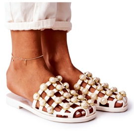 Gumi papucs gyöngyökkel Lu Boo bézs