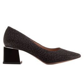 Marco Shoes Elegáns szivattyúk zergebőrből fekete