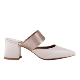 Marco Shoes Elegáns női papucs a nyárra bézs fehér