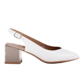 Marco Shoes Elegáns női szivattyúk zebra sarokkal fehér