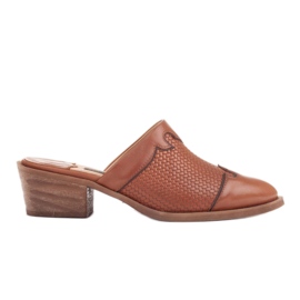 Marco Shoes Női bőr sarkú papucs hornyokkal barna