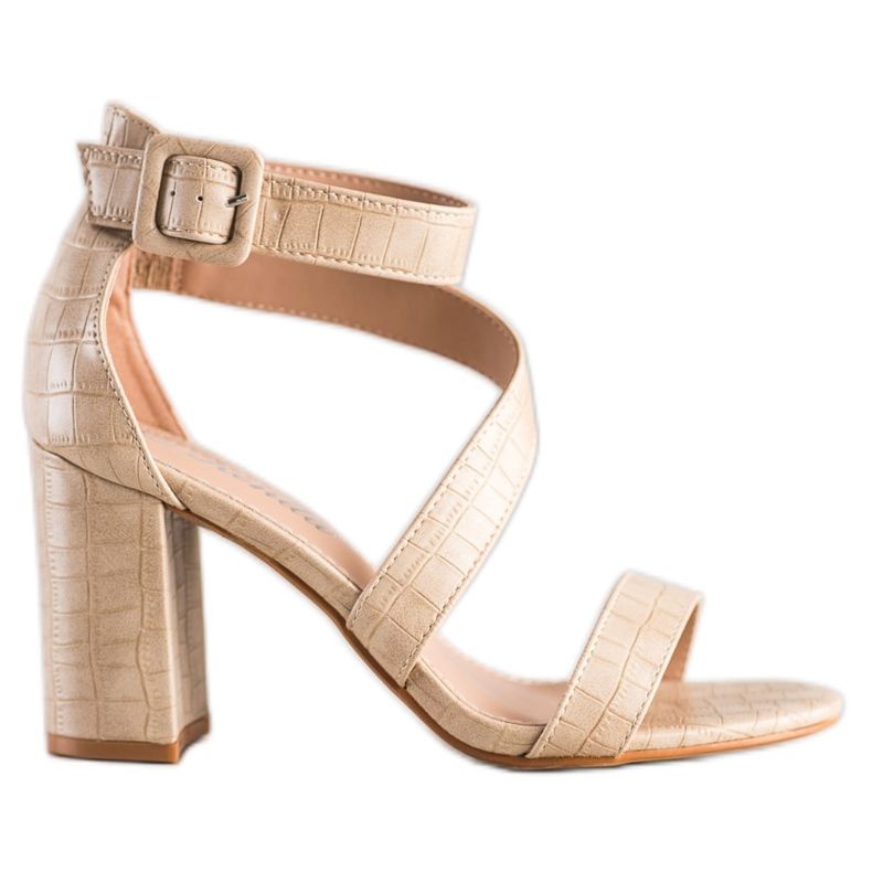 Renda Szandál egy bárban, öko bőrrel bézs