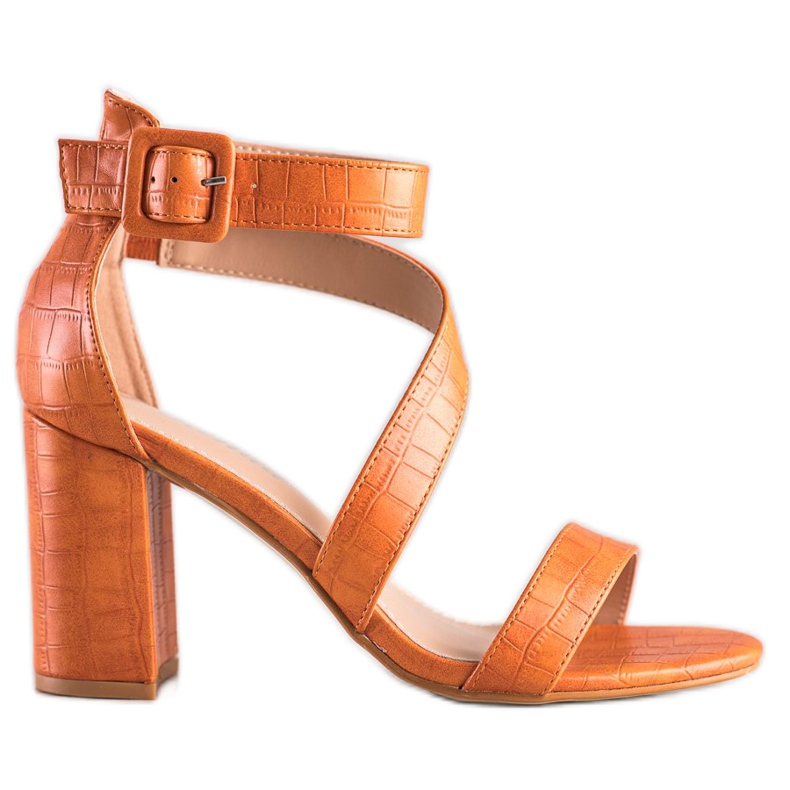 Renda Szandál egy bárban, öko bőrrel narancssárga