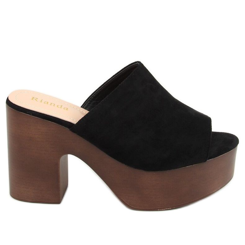 Fekete F8202 Fekete papucs eltömíti