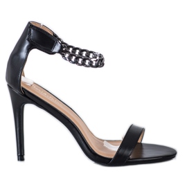 SHELOVET Szandál Egy Magas sarkú Lánccal fekete