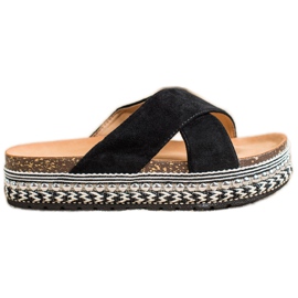 Queen Vivi Fekete papucs a dekoratív platformon