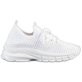 SHELOVET Fehér cipők a platformon