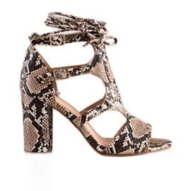 Bestelle Beépített szandál kötéssel bézs barna