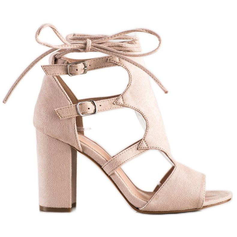 Bestelle Zárt szandál kötéssel bézs