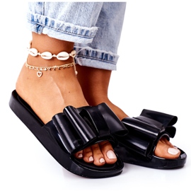 PS1 Gumi papucs íjjal fekete április