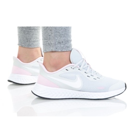 Nike Revolution 5 (GS) Jr BQ5671-021 cipő fehér fekete