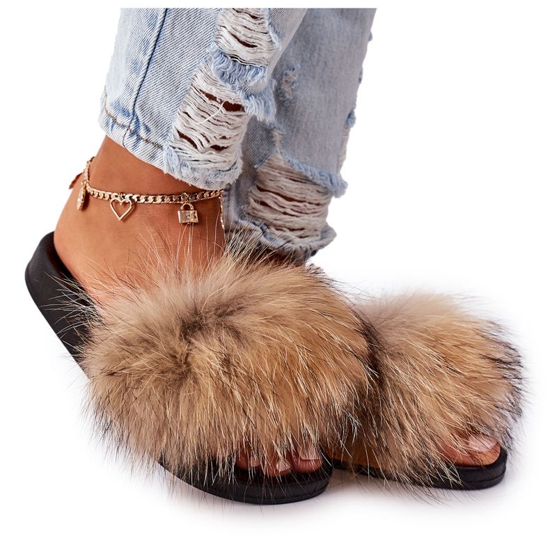 BM Papucs természetes szőrből Camel Elsa barna BM Papucs természetes szőrből Camel Elsa barna