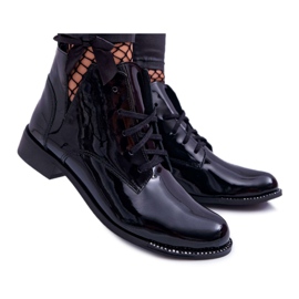 Női csizma lapos sarkú lakkozott fekete Nicole 2420