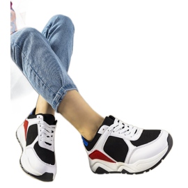 BM Fekete -fehér cipők színes edzőbetétekkel