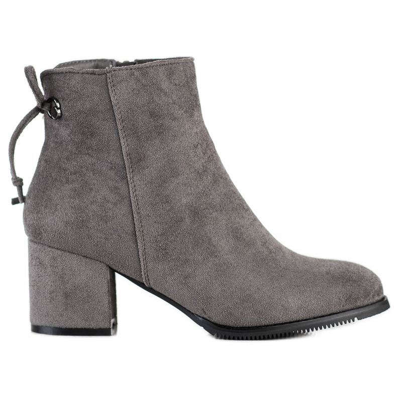 J. Star Csizma kötéssel szürke J. Star Csizma kötéssel szürke