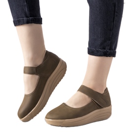 Barna cipő vastag Lumen talpon