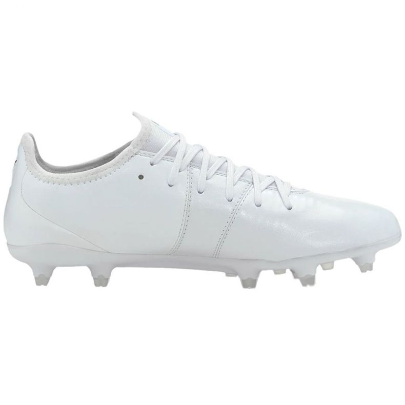 Futballcipő Puma King Pro Fg M 105608 05 fehér fehér