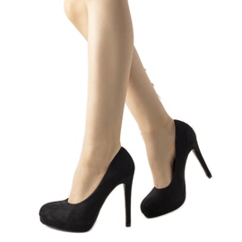 Fekete szivattyúk az Ultimate sarokon Fekete szivattyúk az Ultimate sarokon