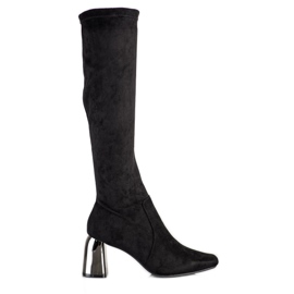 M.Daszyński Stílusos magas sarkú csizma fekete