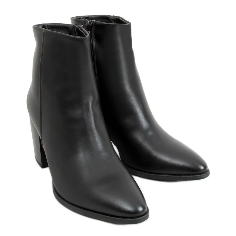 Fekete magassarkú 9546 Fekete