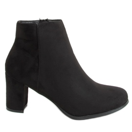 Klasszikus fekete magassarkú E2165 Fekete