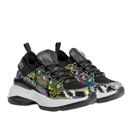 Fekete cipők Lissa magas talpán