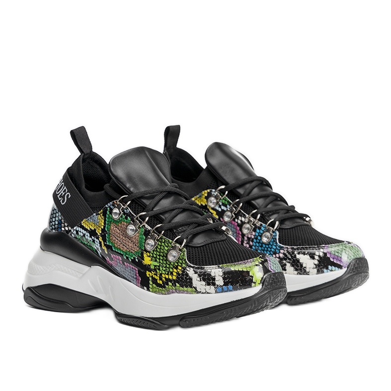 Fekete cipők Lissa magas talpán