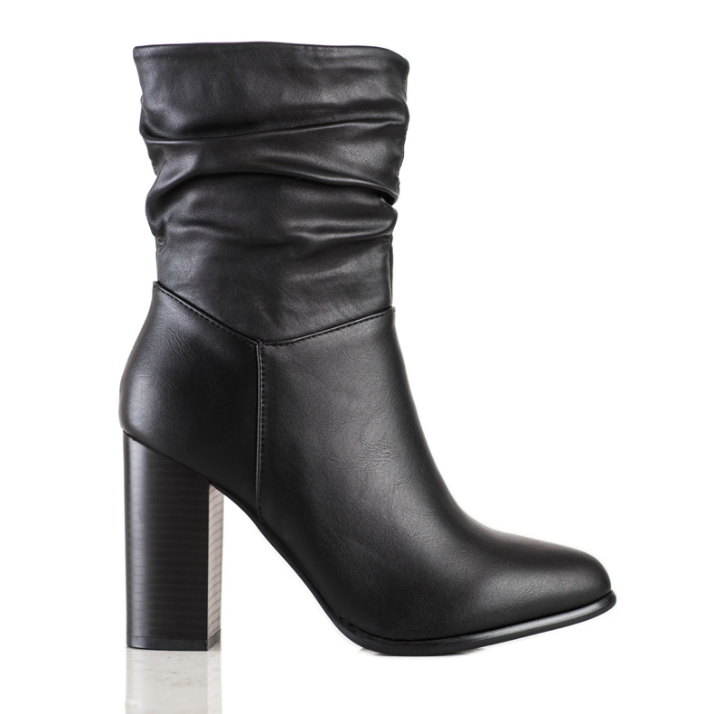 Lovery Magas csizma ráncos felsőrésszel fekete