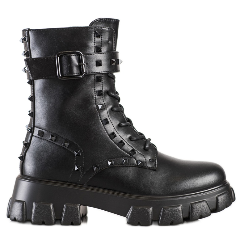 Erynn Fekete csapokkal dolgozók