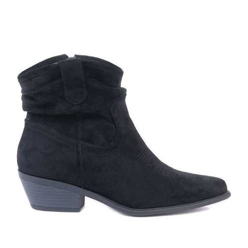 Fekete cowboycsizma a Bowi Bowi poszton