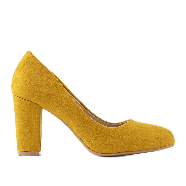 Mustárpumpák a Tahlia oszlopon sárga