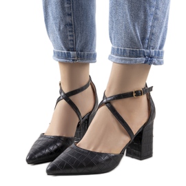 Fekete szivattyúk a Strutt oszlopon Fekete szivattyúk a Strutt oszlopon