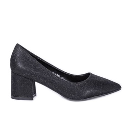 Fekete izzó szivattyúk Laita posztján Fekete izzó szivattyúk Laita posztján