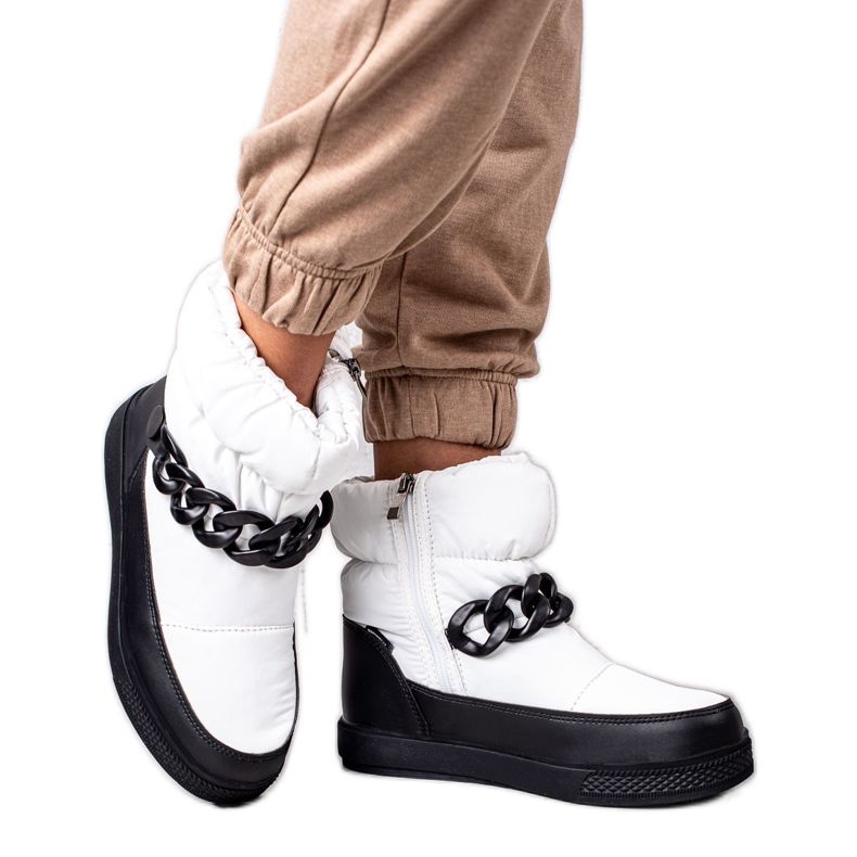 S. BARSKI Hócsizma S.BARSKI lánccal fehér fekete