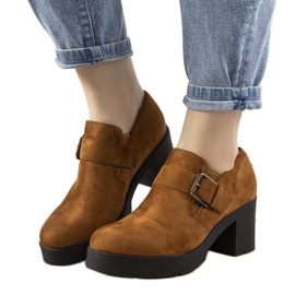 Tevecipő a Leonie posztón barna Tevecipő a Leonie posztón barna