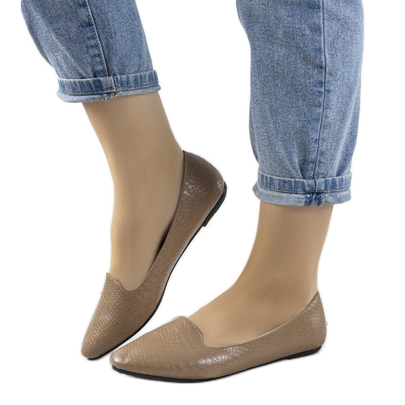 Barna balerinák Aupra krokodilbőr mintájával bézs Barna balerinák Aupra krokodilbőr mintájával bézs