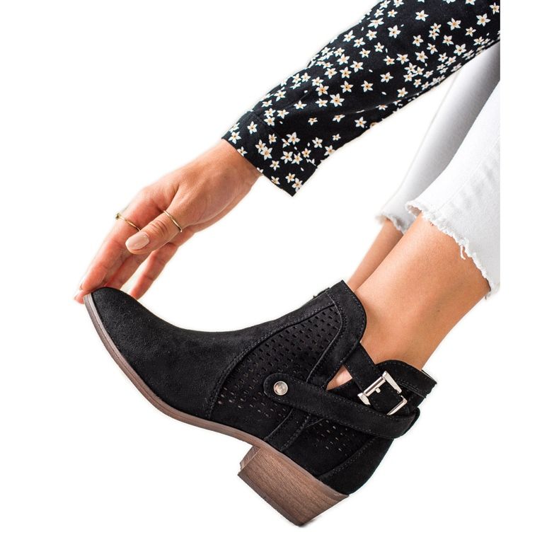 Erynn Áttört csizma fekete