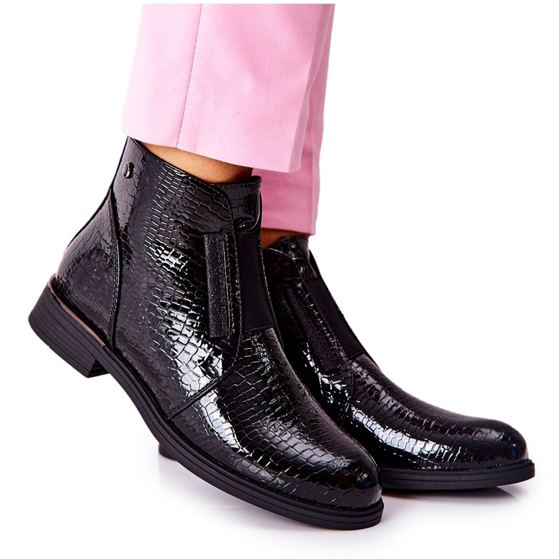 Lakkozott csizma a magas sarkú Sergio Leone BT400 fekete