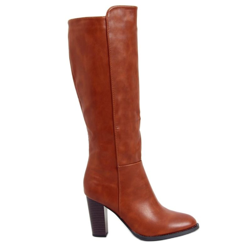 Magas sarkú csizma teve UK03P Camel barna