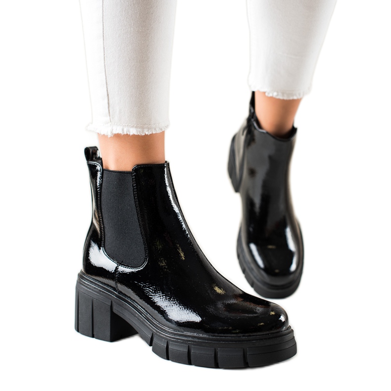 Filippo Lakkozott divatcsizma fekete