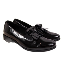 Lakkozott cipő Filippo W PAW290 fekete bézs fehér