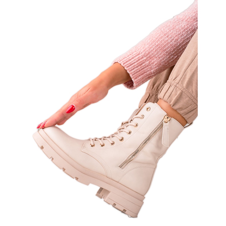 Sixth Sense Bézs színű csizmafogók Eco bőrből