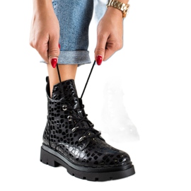 Filippo Fűzős csizma mintával fekete