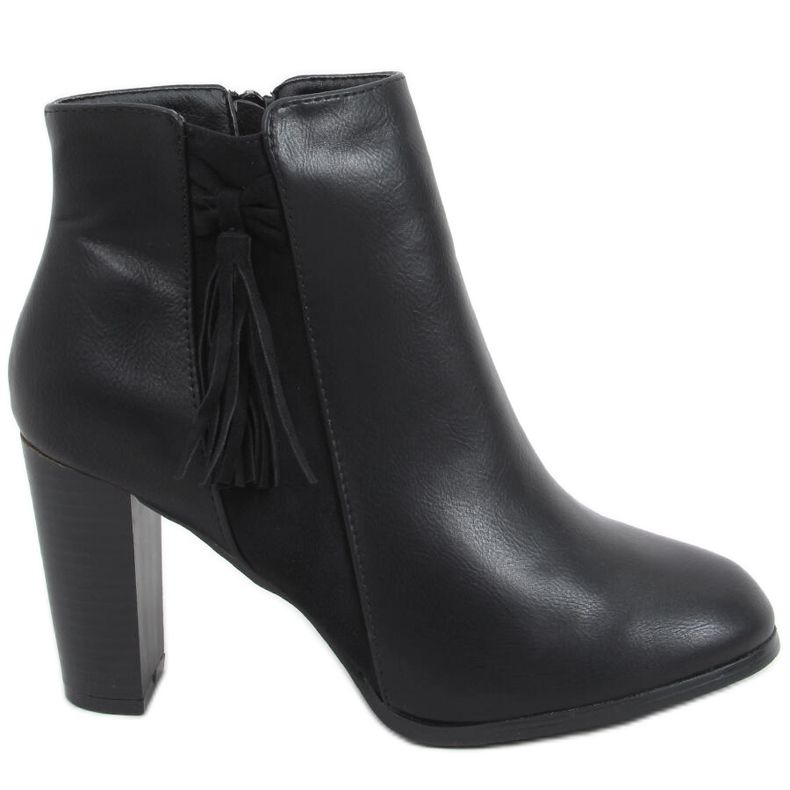 Zonda fekete magassarkú